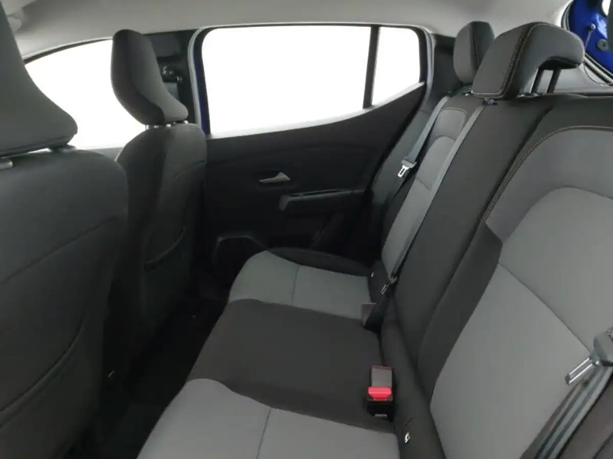2023-dacia-sandero-stepway-10-tce-essential-90bhp-big-5
