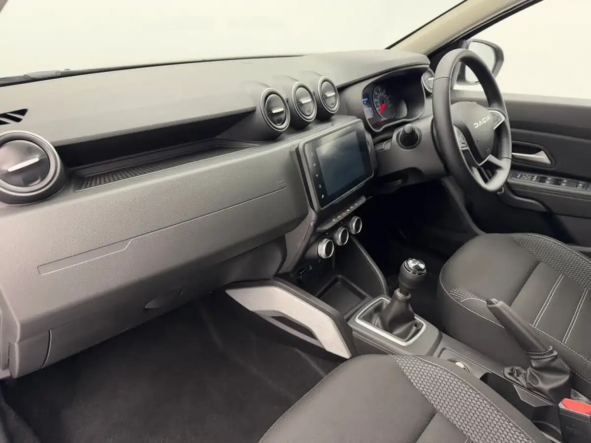 2024-dacia-duster-09-tce-journey-big-11