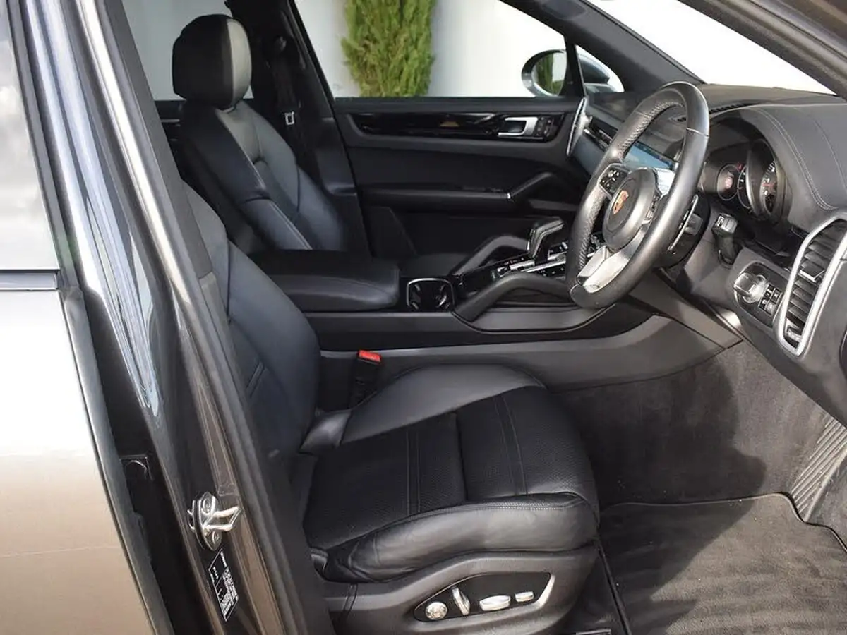 2019-porsche-cayenne-30-v6-station-wagon-big-22