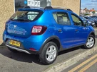 2014-dacia-sandero-stepway-09-laureate-small-7