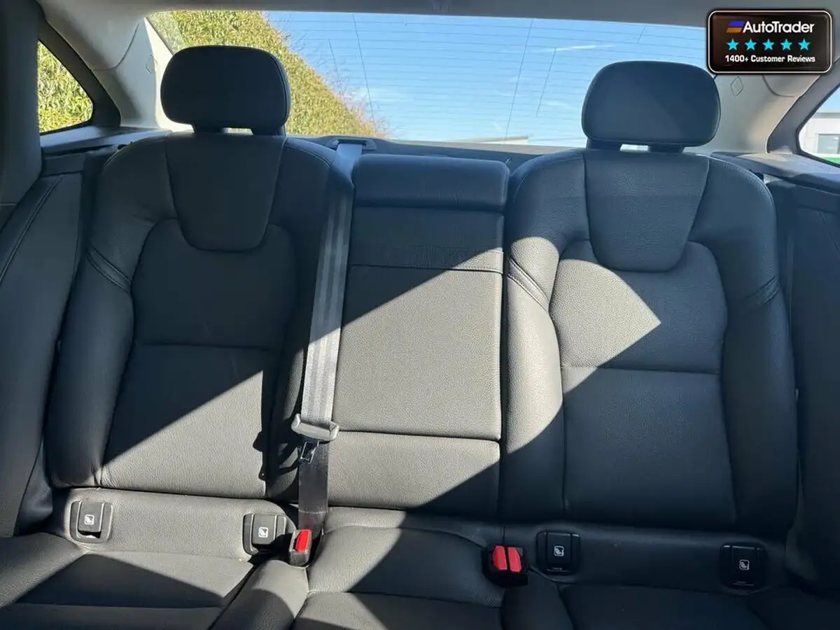 2020-volvo-s90-20td-d4-momentum-plus-big-9