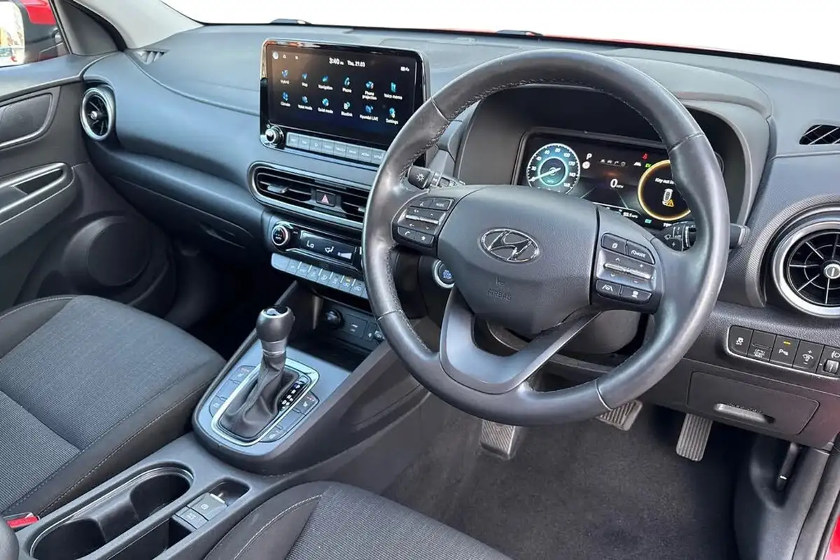 2022-hyundai-kona-16-gdi-premium-big-7