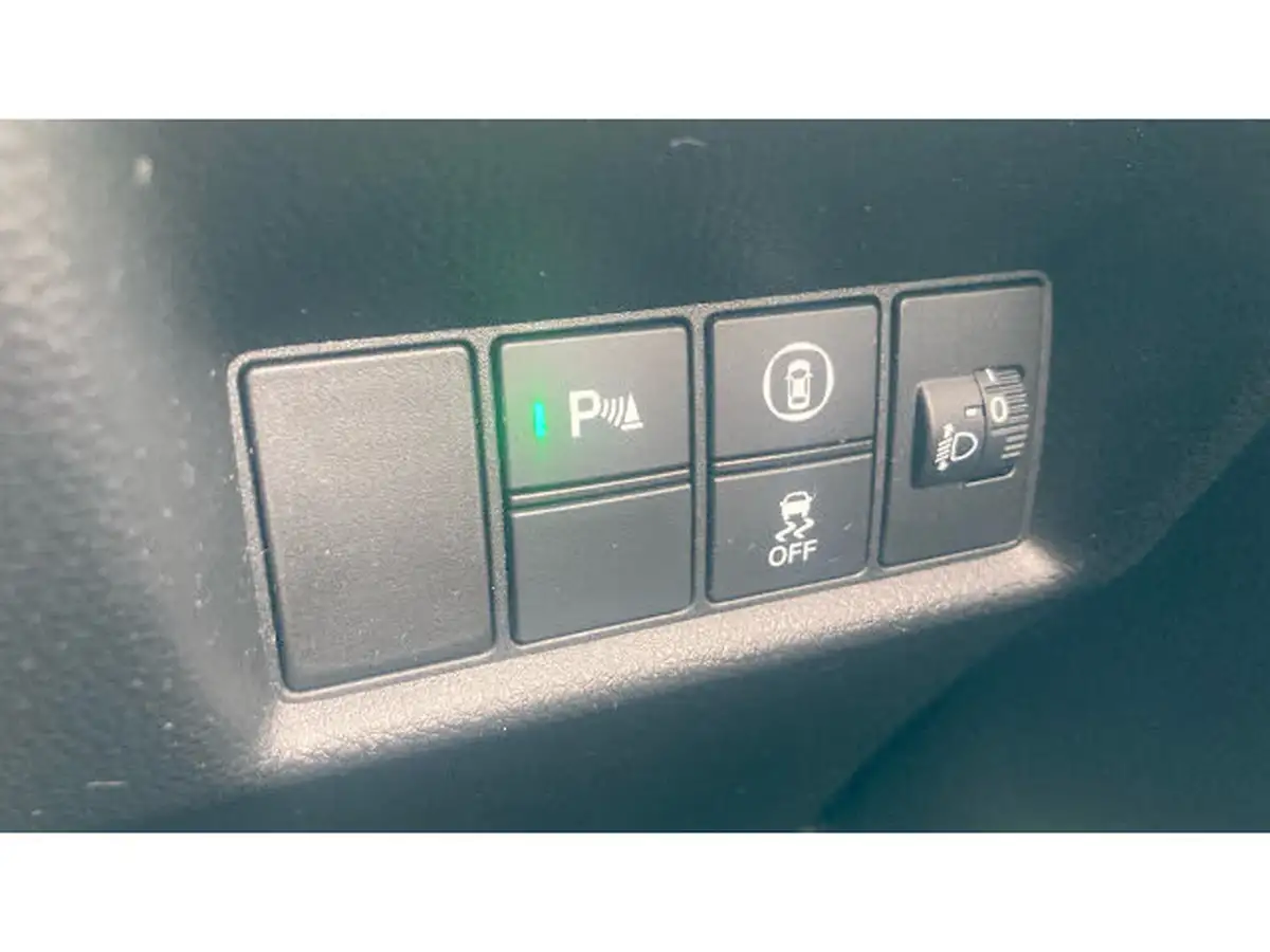 2023-honda-jazz-15-i-mmd-sr-big-13