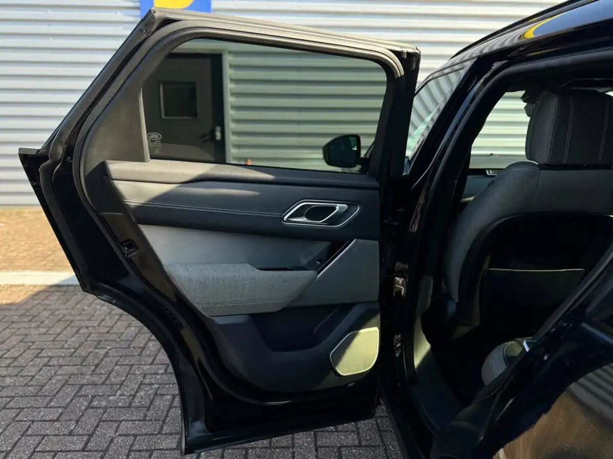 2018-land-rover-range-rover-velar-20-p250-r-dynamic-hse-ss-big-30