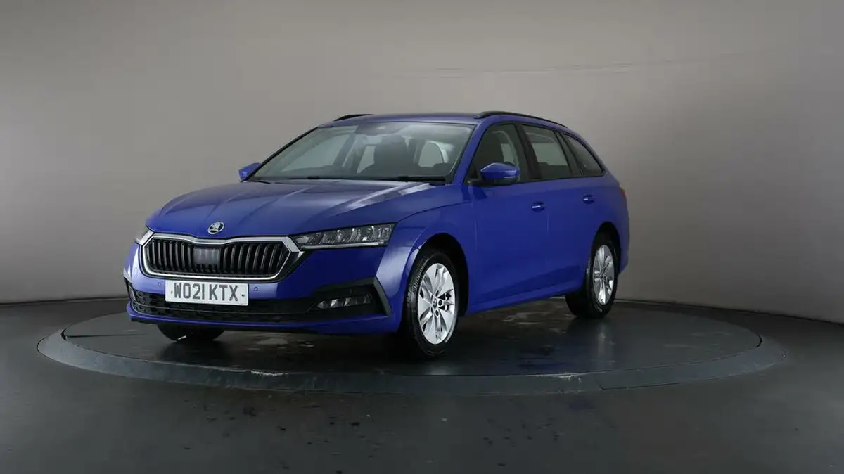 2021-skoda-octavia-20tdi-se-technology-115ps-scr-estate-big-43