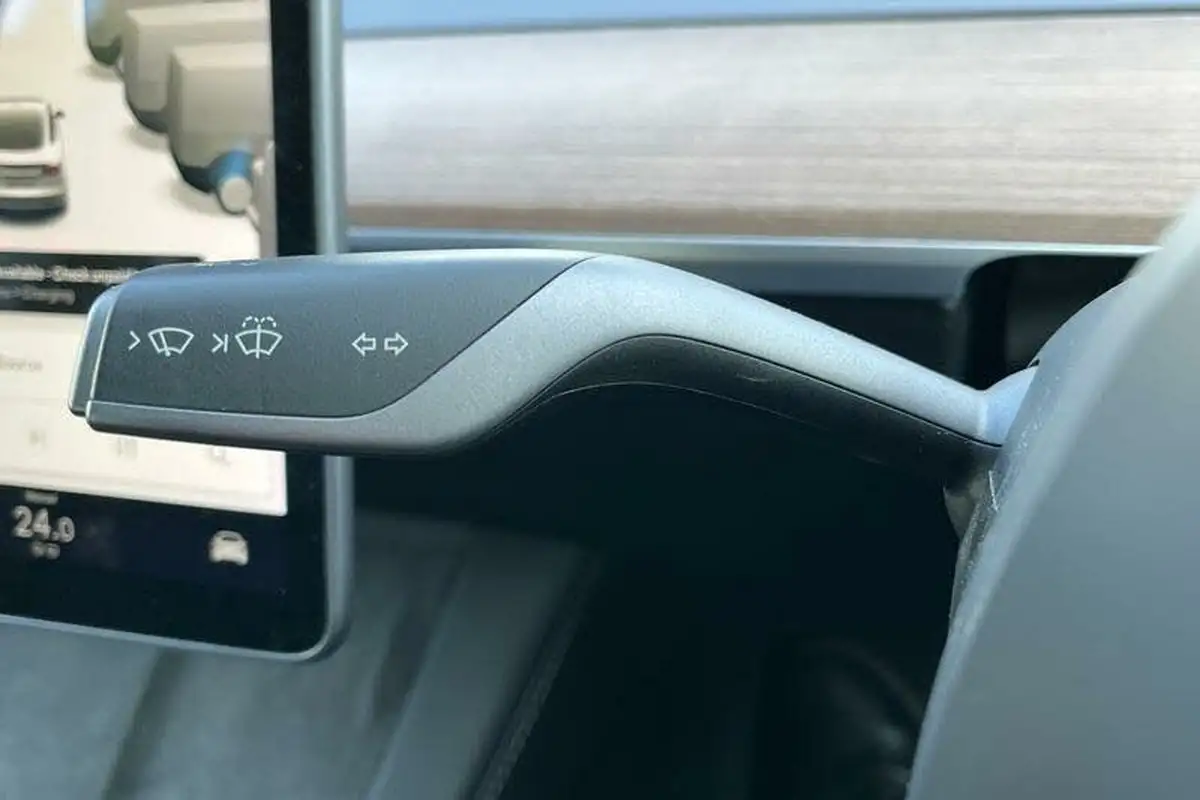 2021-tesla-model-3-e-standard-plus-big-13