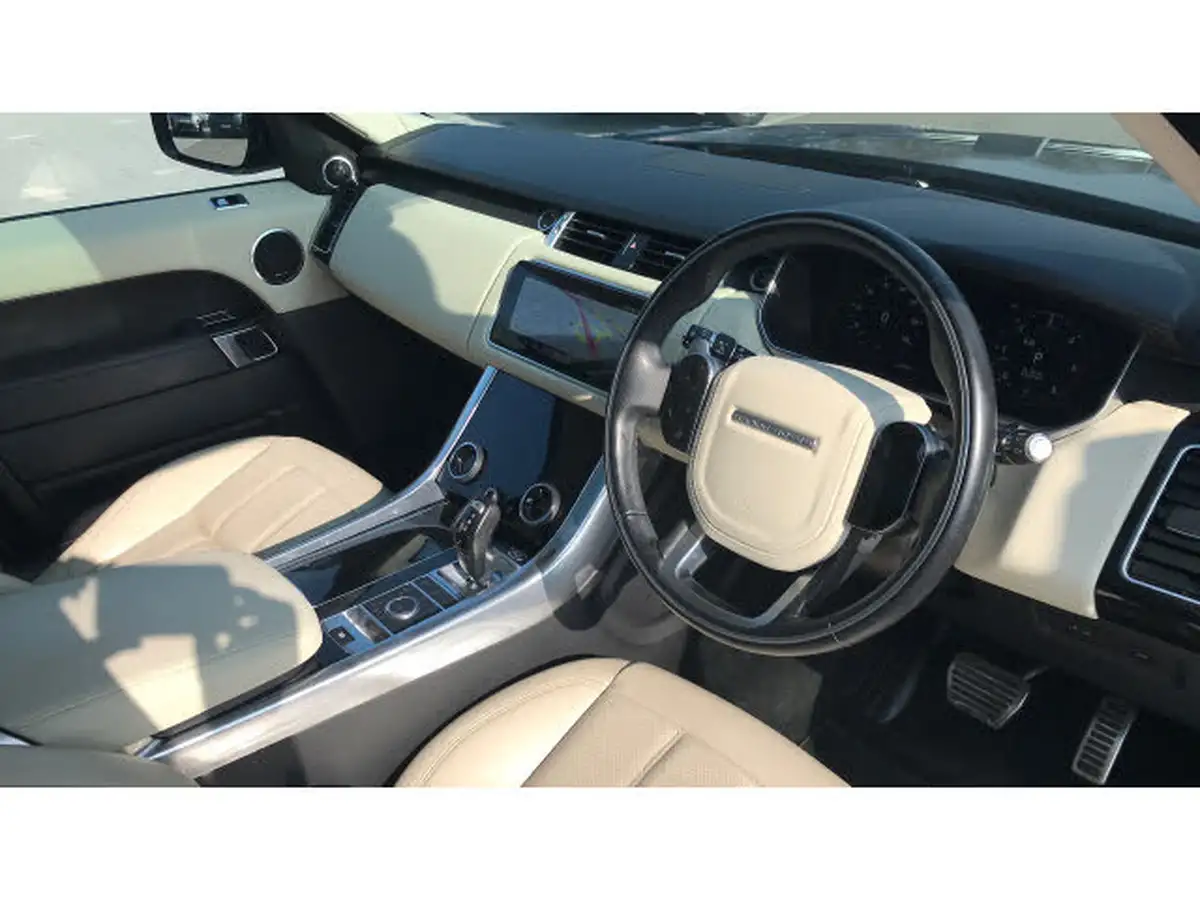 2022-land-rover-range-rover-sport-30-d300-hse-silver-big-23