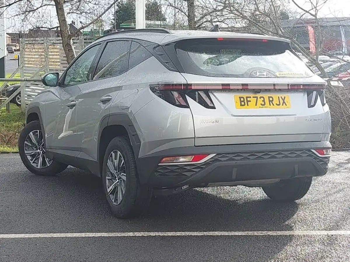 2023-hyundai-tucson-16-t-gdi-se-connect-150ps-big-1