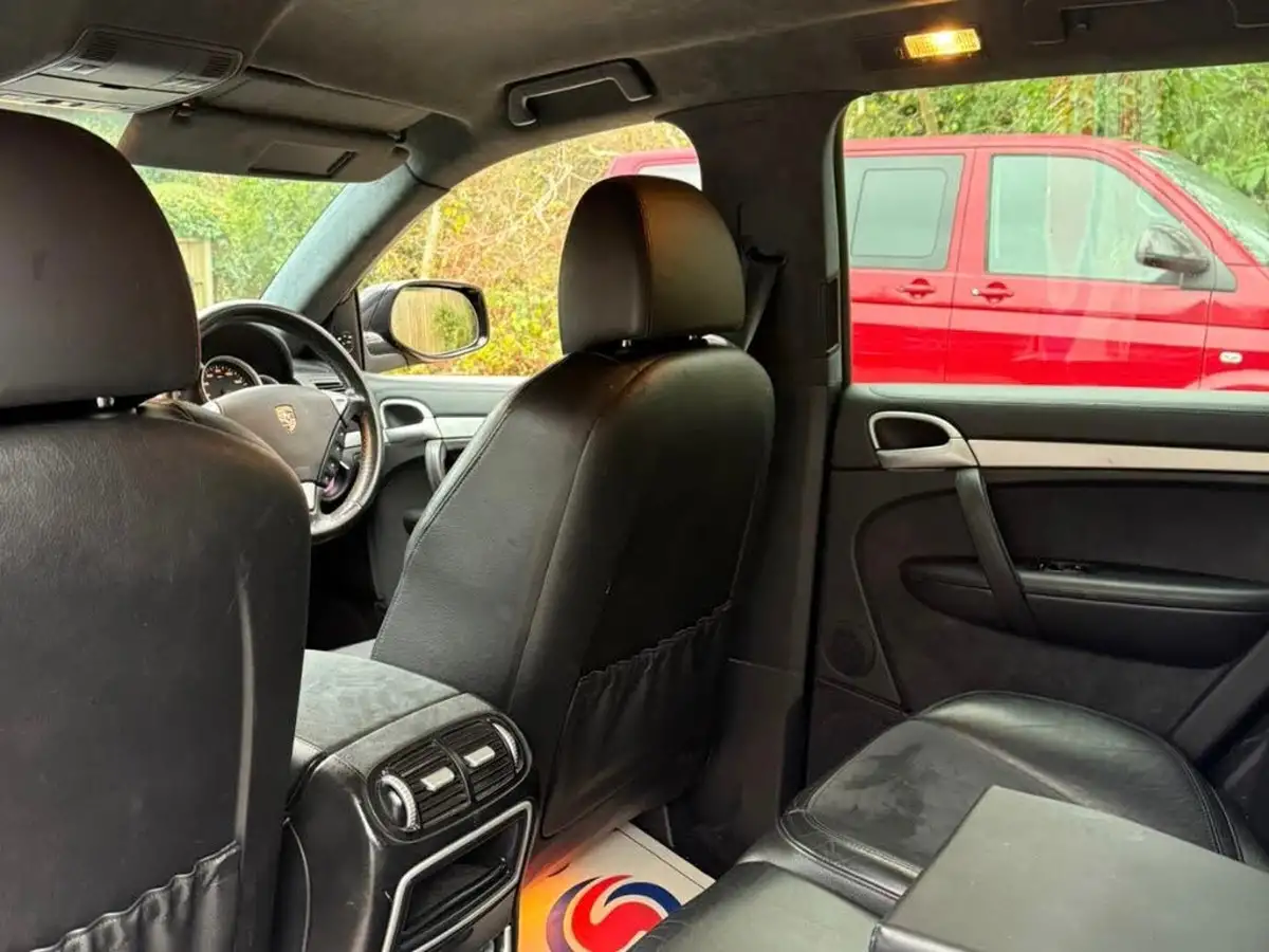 2008-porsche-cayenne-48-gts-tiptronic-s-big-27