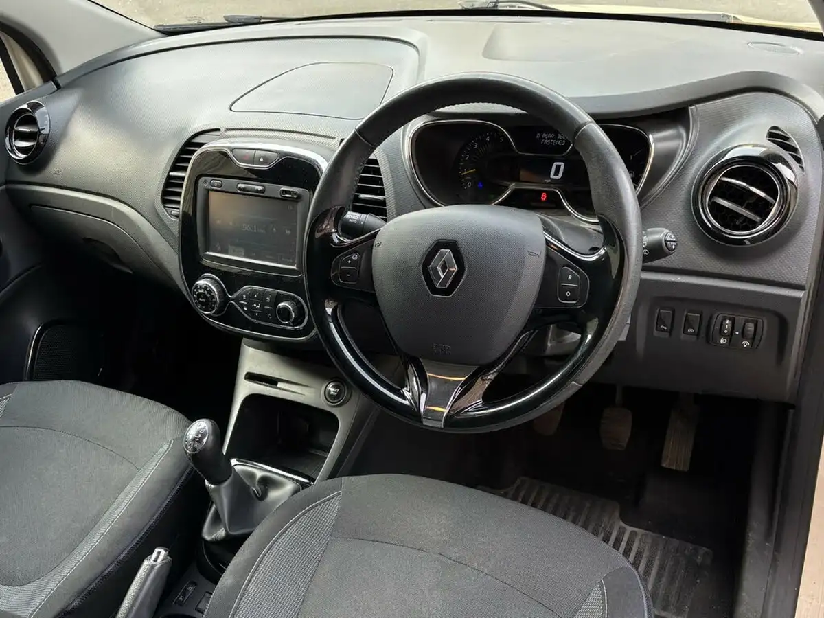 2015-renault-captur-15dci-dynamique-s-nav-90bhp-energy-ss-big-11