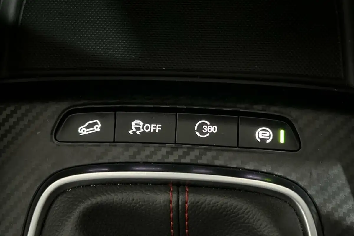 2023-mg-zs-suv-15-vti-tech-exclusive-big-33