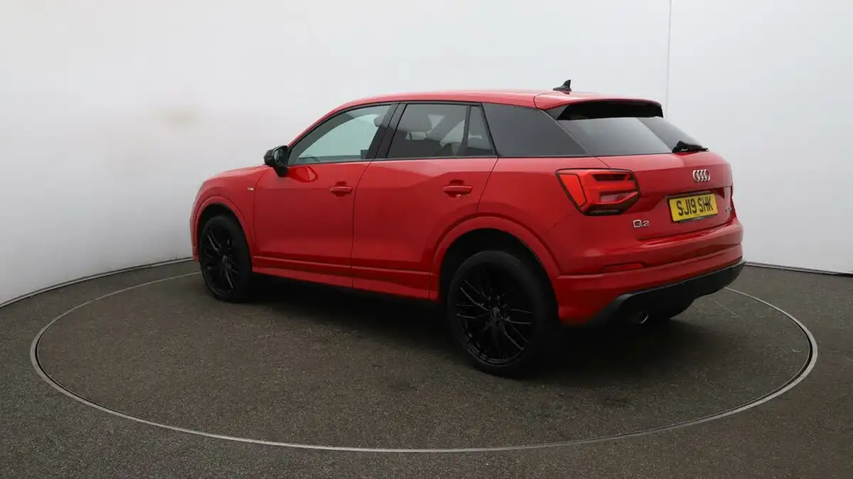 2019-audi-q2-16-30-tdi-black-edition-big-5