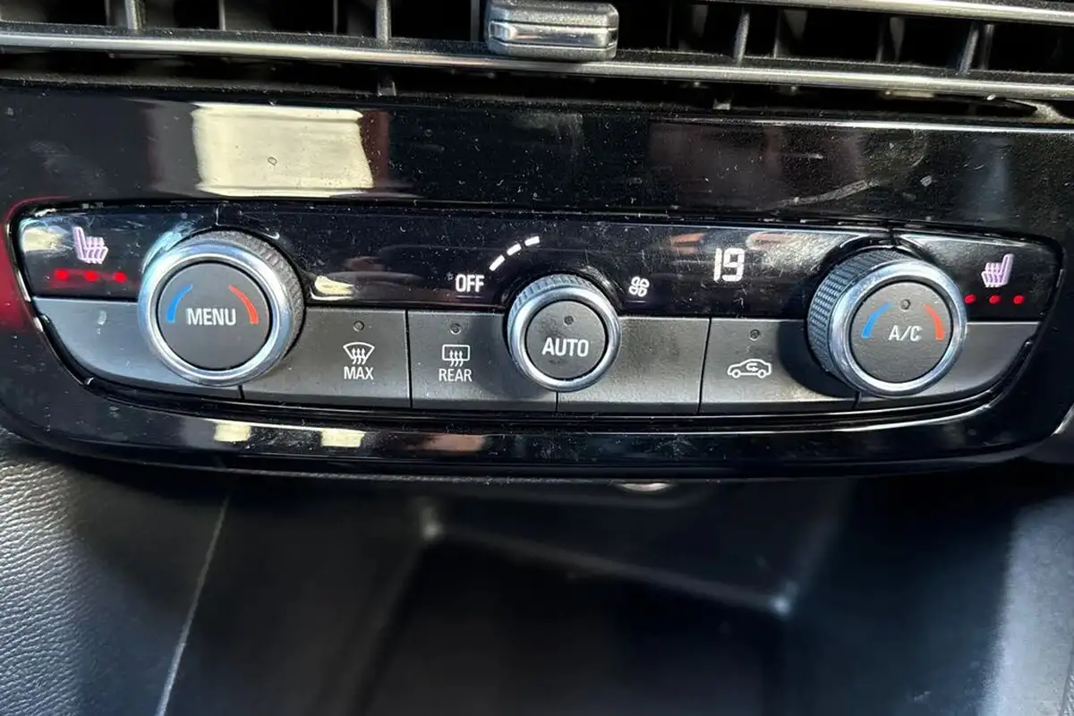 2023-vauxhall-mokka-12-gs-130ps-auto-big-21