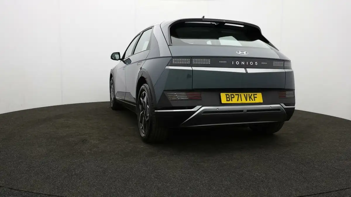 2022-hyundai-ioniq-5-e-se-connect-big-29