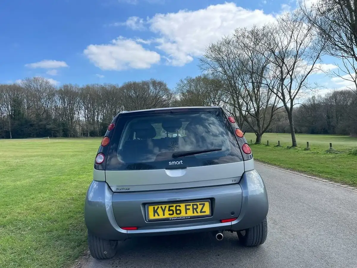 2006-smart-forfour-13-coolstyle-semi-a-big-9