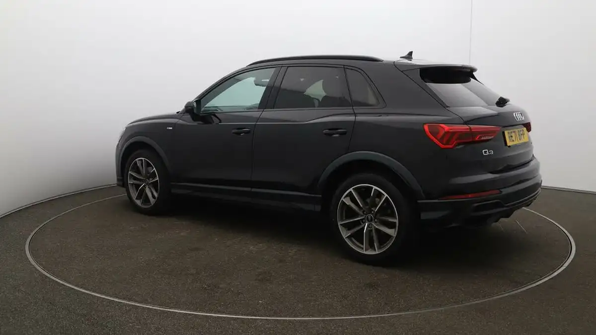 2021-audi-q3-15-35-tfsi-black-edition-codcomfort-sound-pack-station-wagon-big-34
