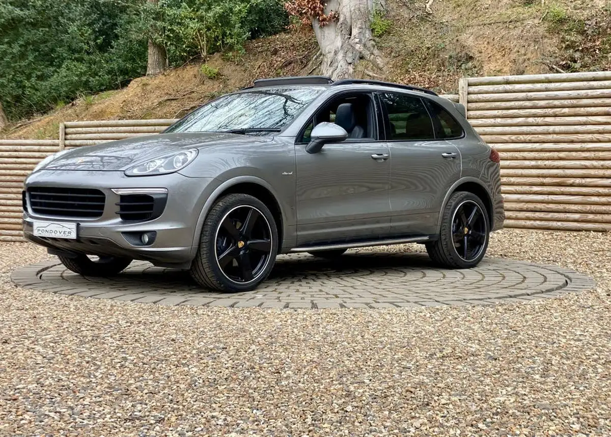 2016-porsche-cayenne-30td-big-3