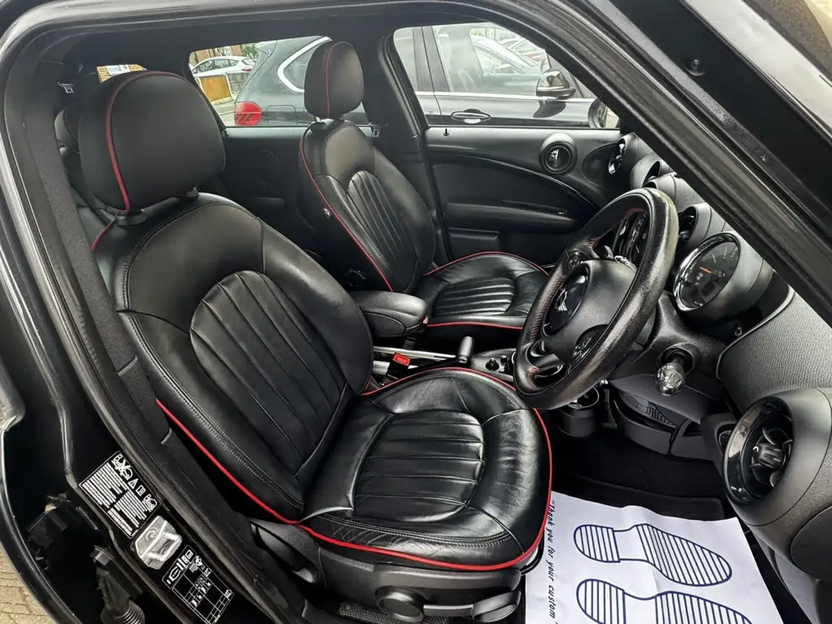 2014-mini-countryman-16-john-cooper-works-chili-auto-big-35