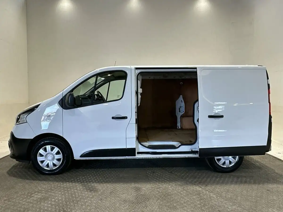 2021-renault-trafic-20dci-sl28-energy-120-business-big-4