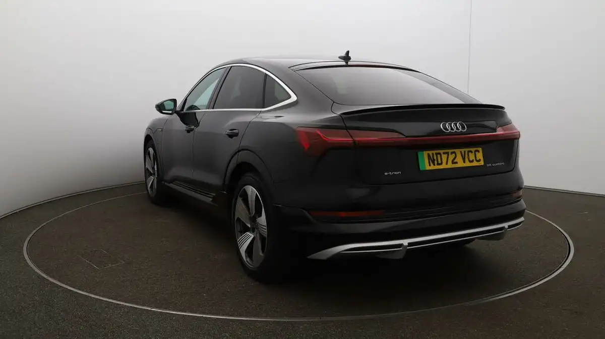 2023-audi-e-tron-55e-s-line-sportback-big-55
