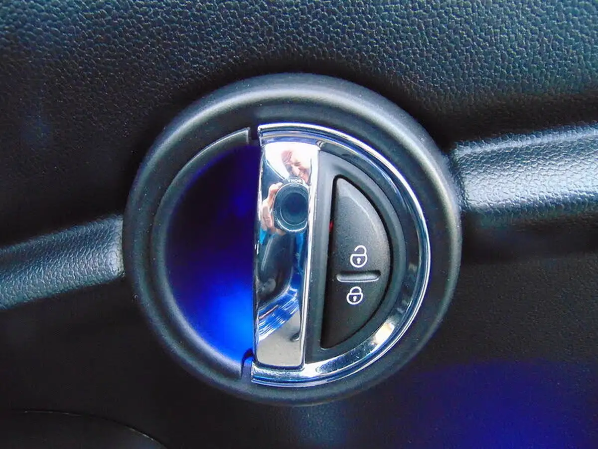 2019-mini-cooper-15-cooper-sport-hatchback-3d-auto-big-12