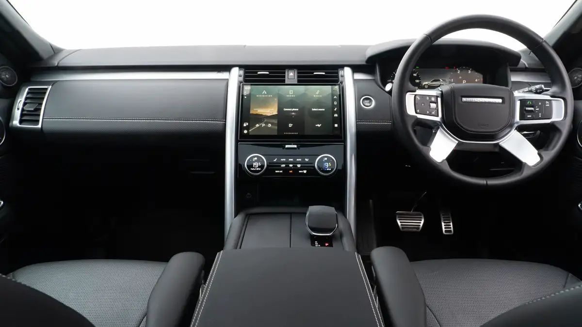 2024-land-rover-discovery-30-d300-dynamic-hse-big-1