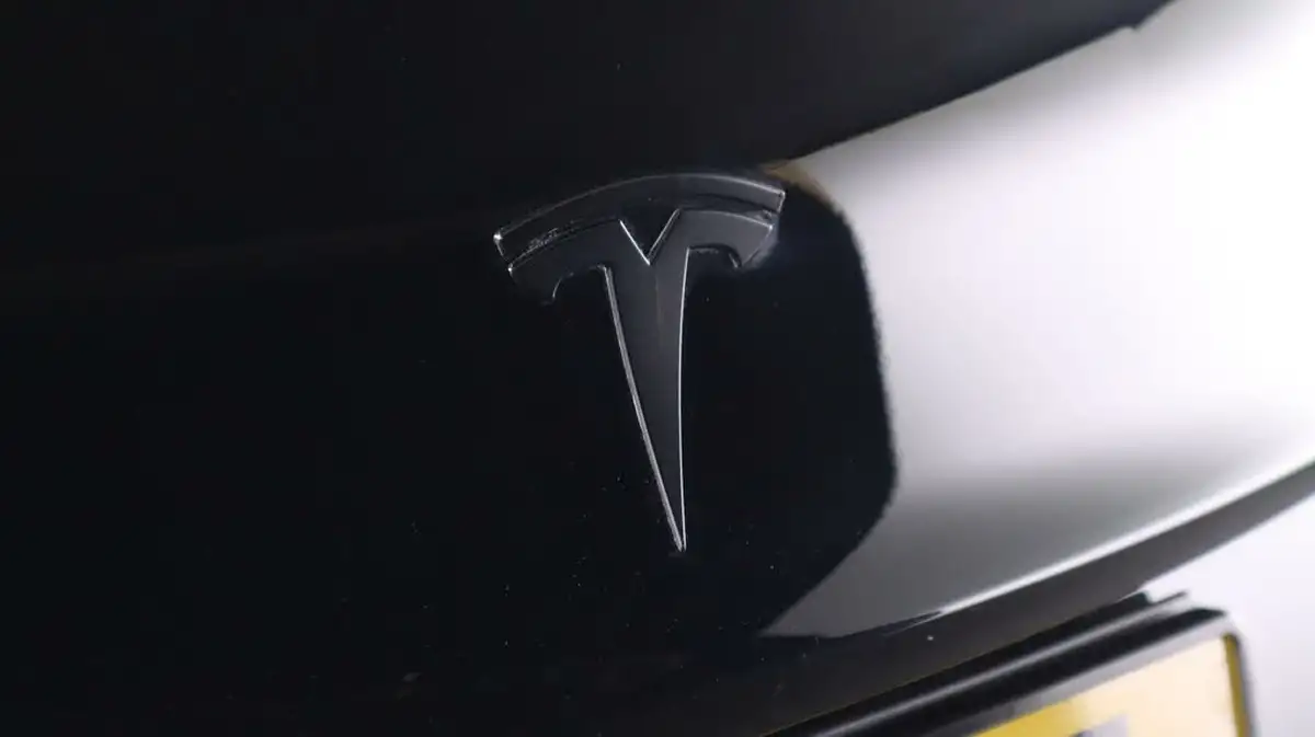 2021-tesla-model-3-e-long-range-4x4-big-20