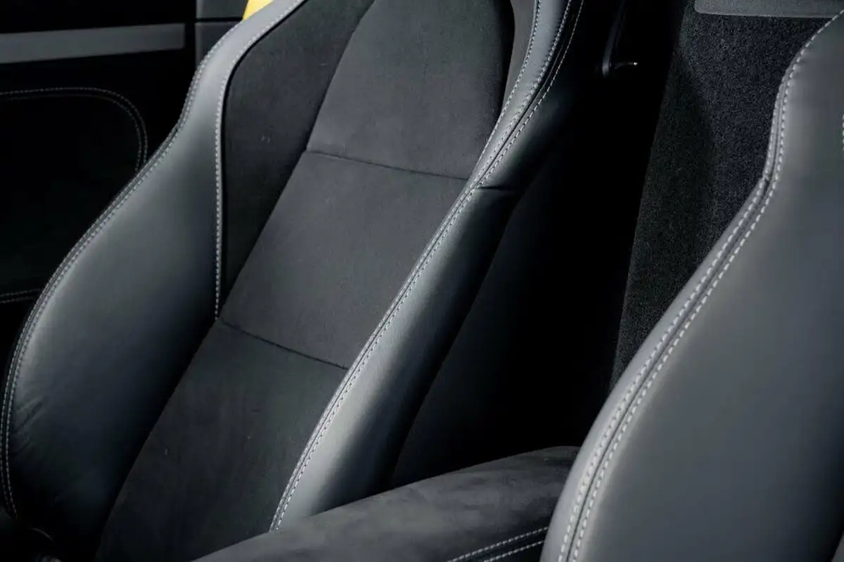2023-porsche-cayman-718-40-cayman-gt4-pdk-big-50
