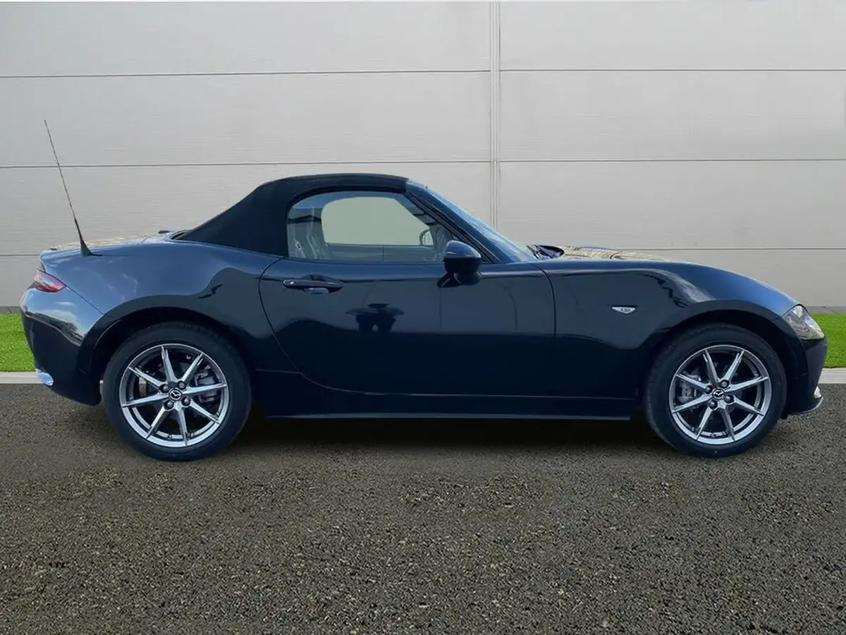 2025-mazda-mx-5-15-exclusive-line-roadster-big-7