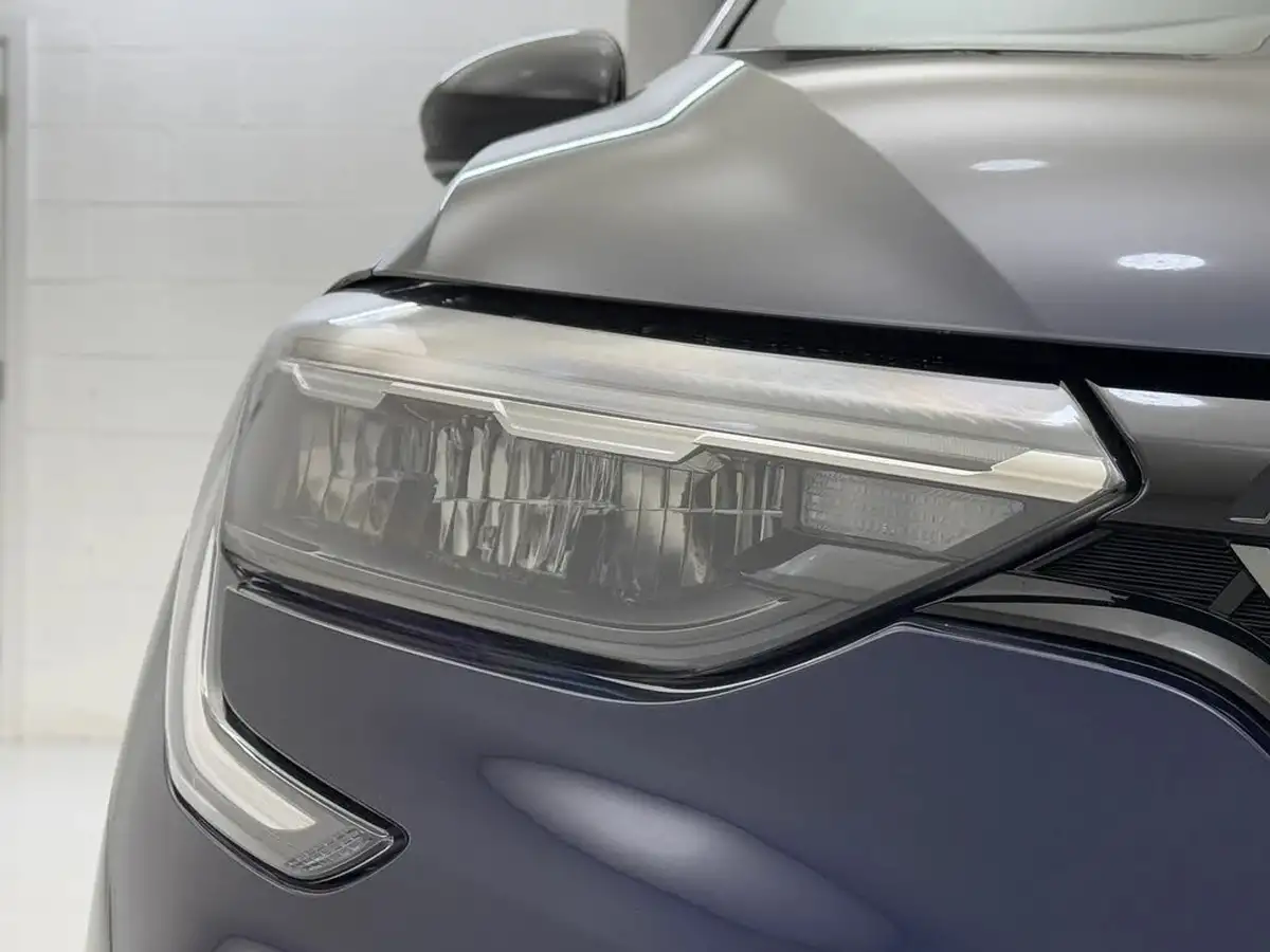 2024-renault-arkana-16-esprit-alpine-big-32