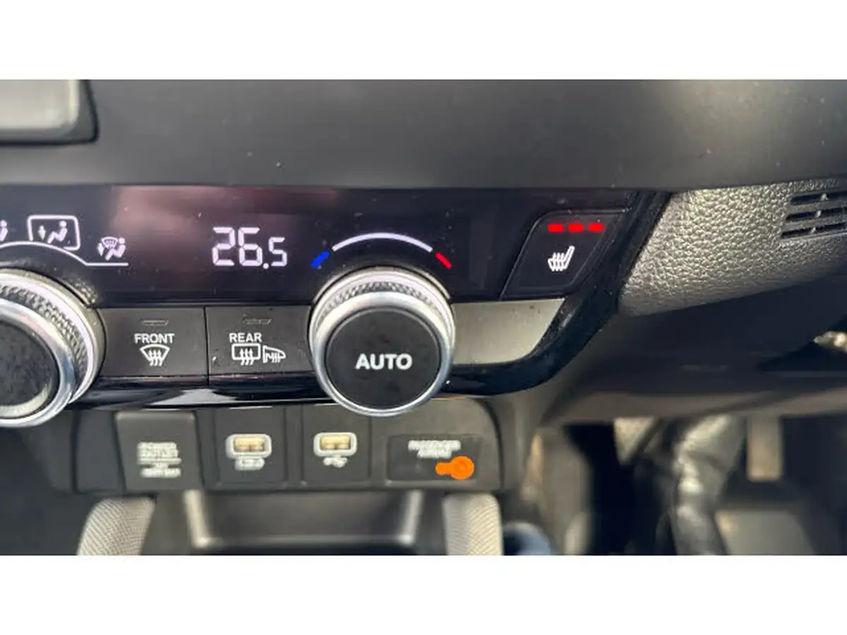 2021-honda-jazz-15-i-mmd-crosstar-ex-109ps-two-tone-big-33