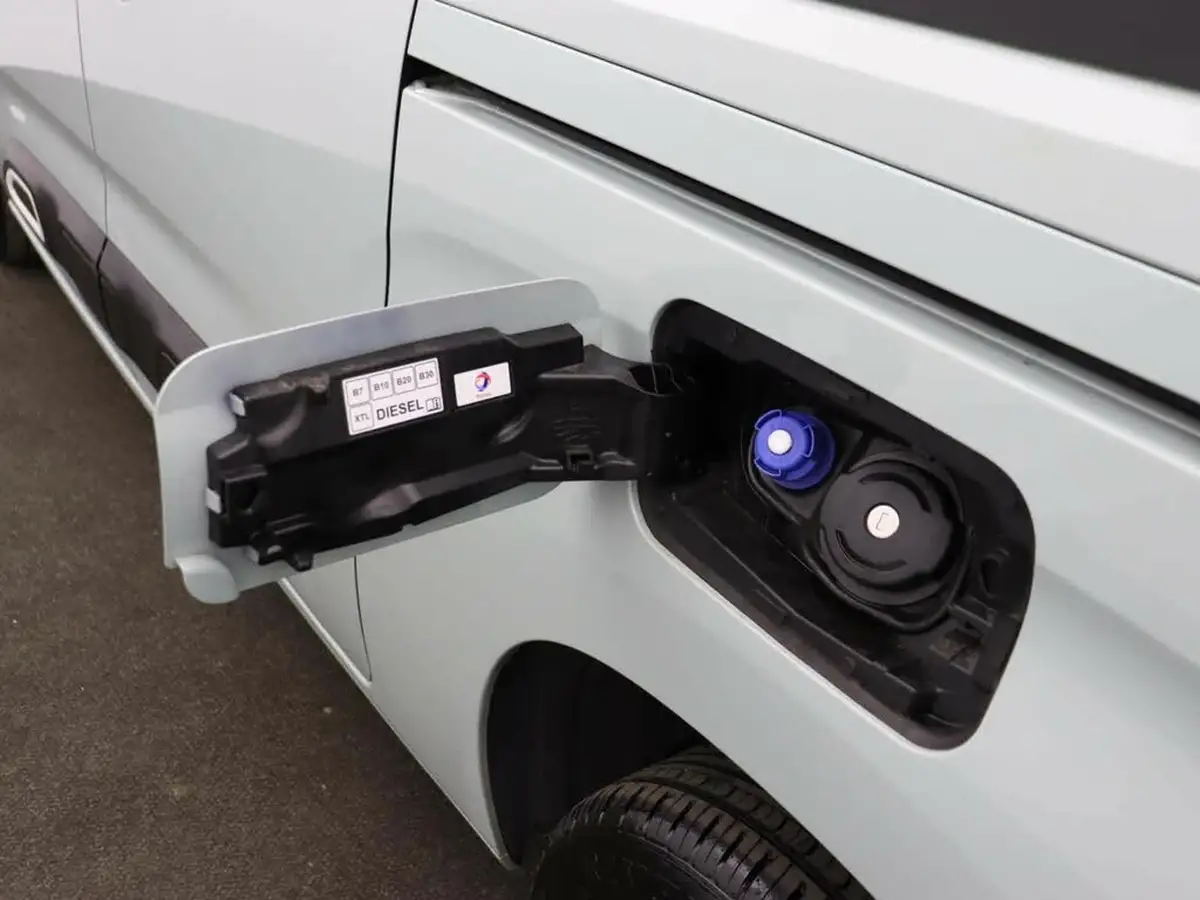2020-citroen-berlingo-15bluehdi-flair-xl-size-130ps-big-45