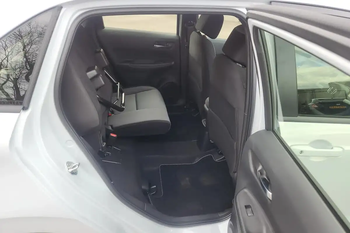 2024-honda-jazz-15-i-mmd-elegance-big-12