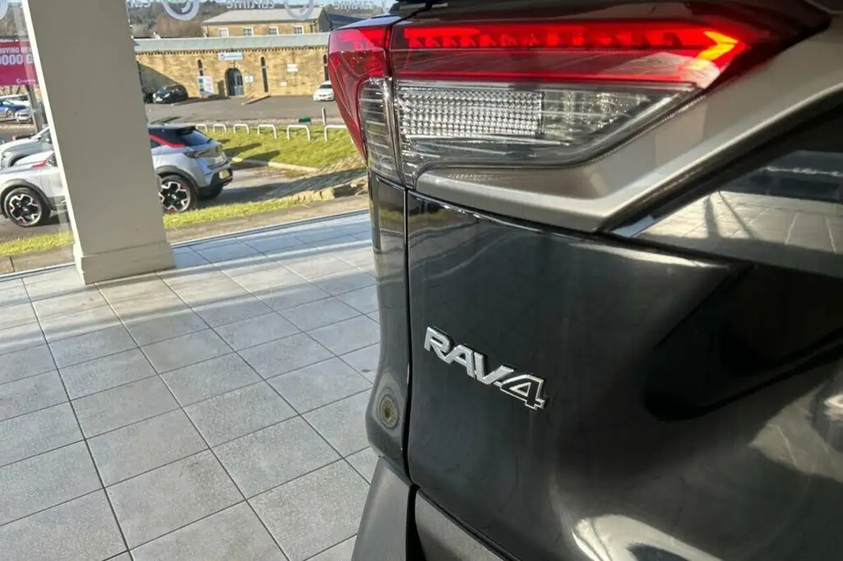 2020-toyota-rav4-25-vvt-i-design-219bhp-big-16