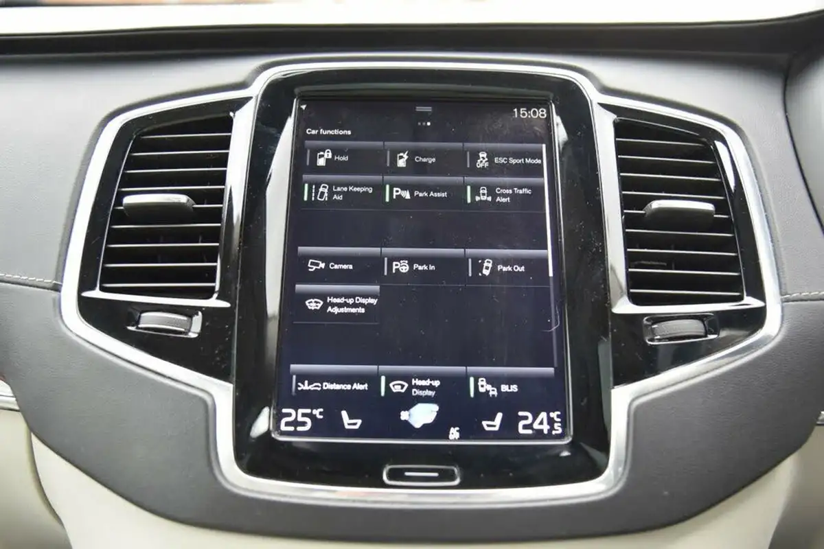 2017-volvo-xc90-20-t8-inscription-hybrid-geartronic-big-46
