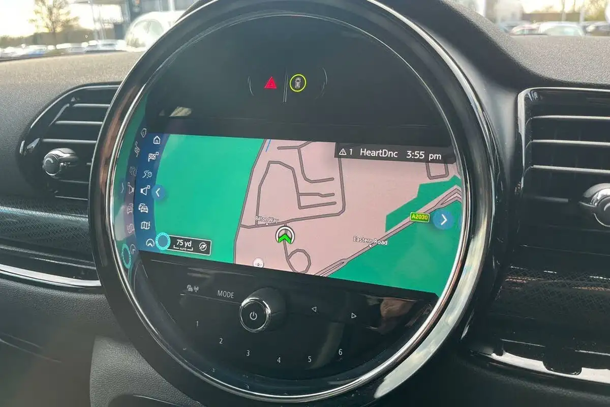 2021-mini-clubman-15-cooper-sport-big-4