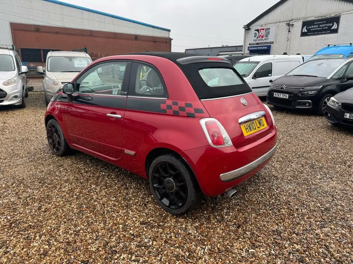 2010-fiat-500c-12-lounge-big-6