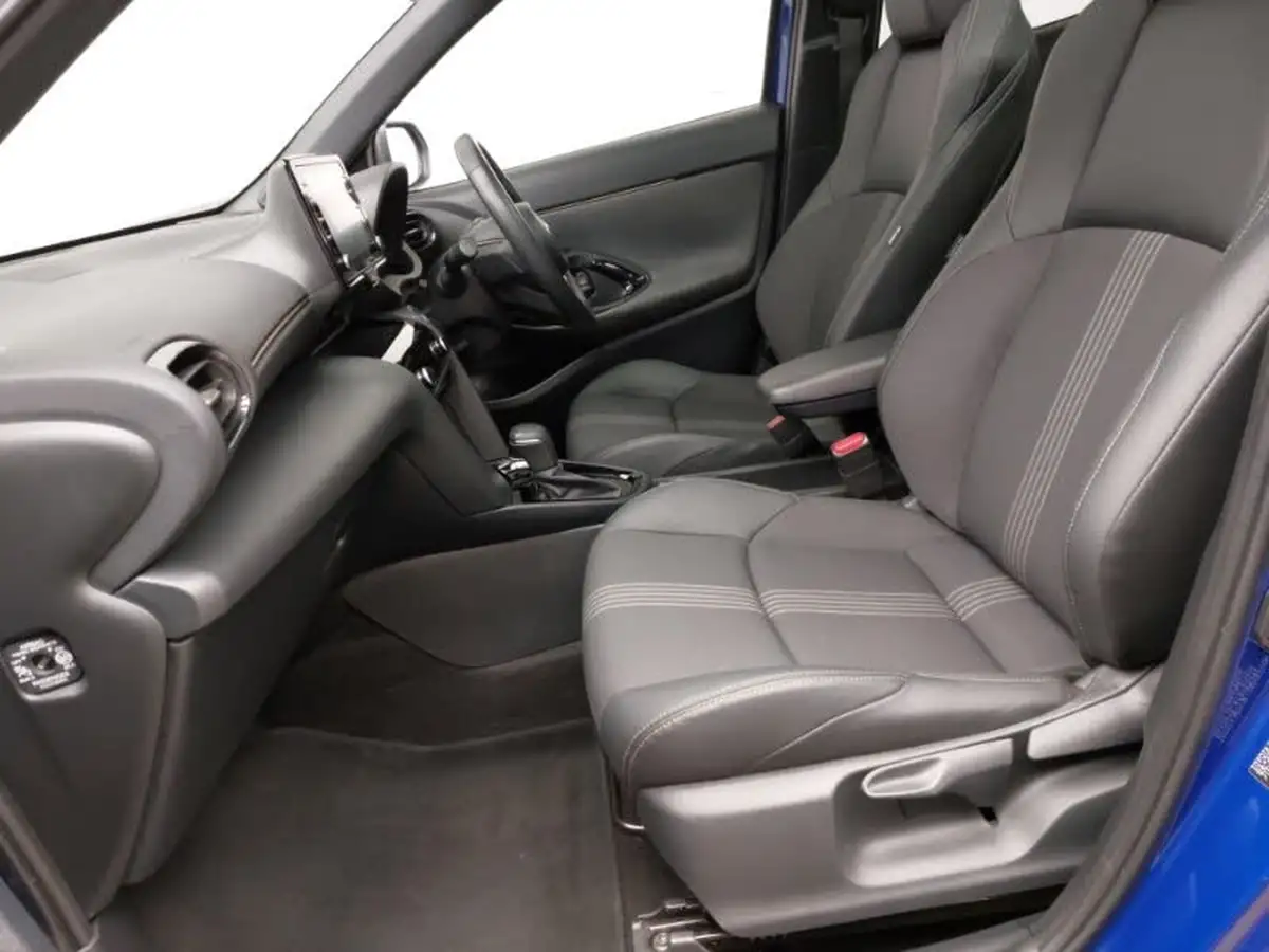 2022-toyota-yaris-cross-15-vvt-i-dynamic-awd-i-big-4