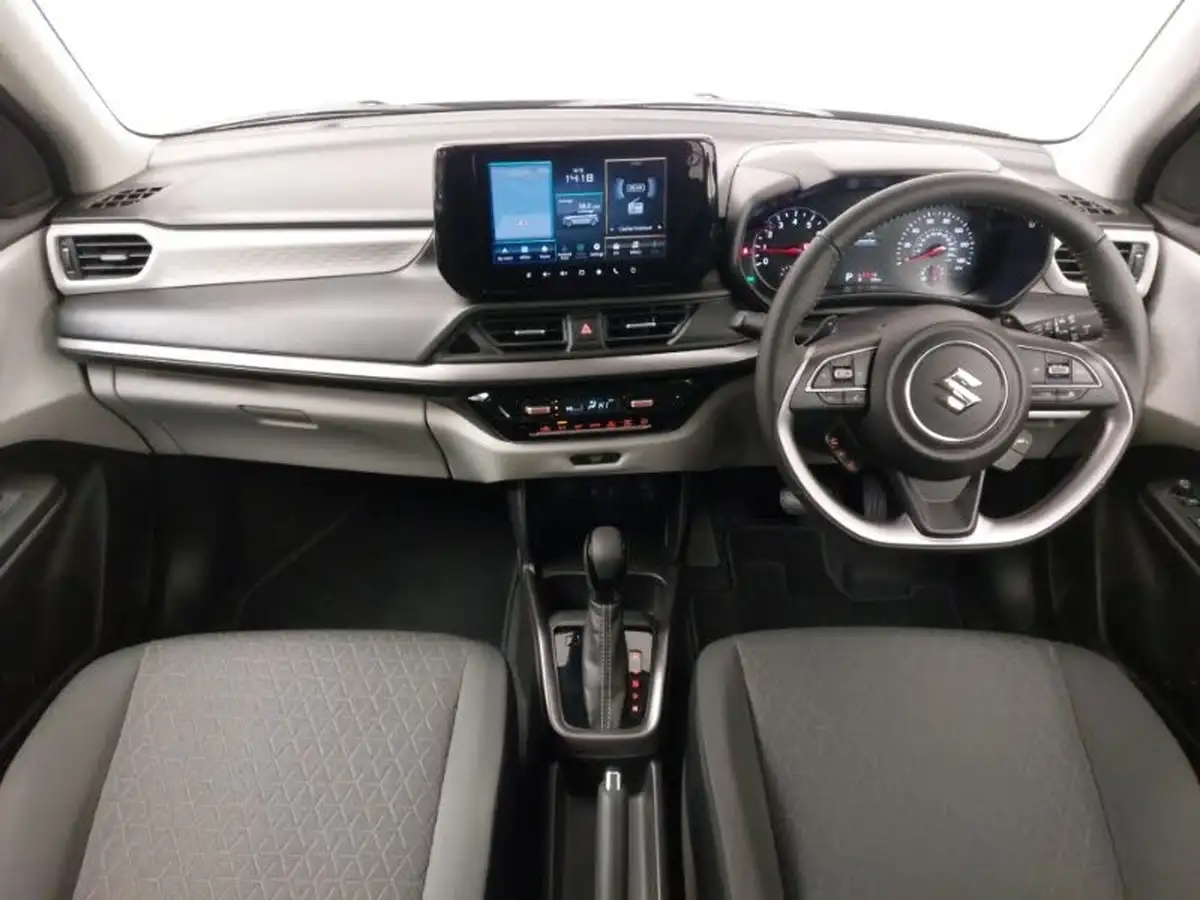 2024-suzuki-swift-12-ultra-cvt-big-2