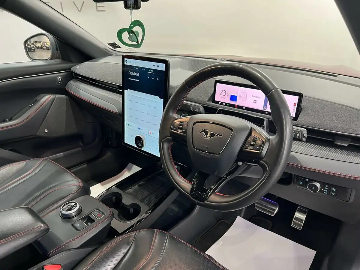 2021-ford-mustang-mach-e-e-extended-range-351ps-88kwh-awd-big-25