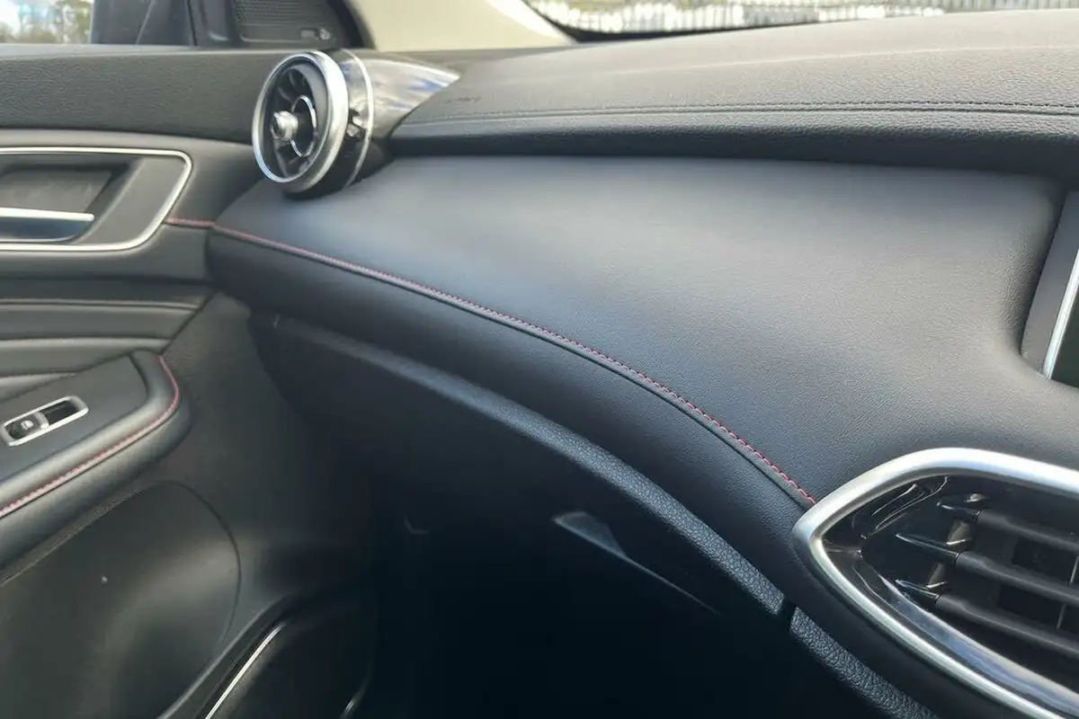 2023-mg-hs-15t-gdi-exclusive-258ps-plug-in-hybrid-auto-big-24