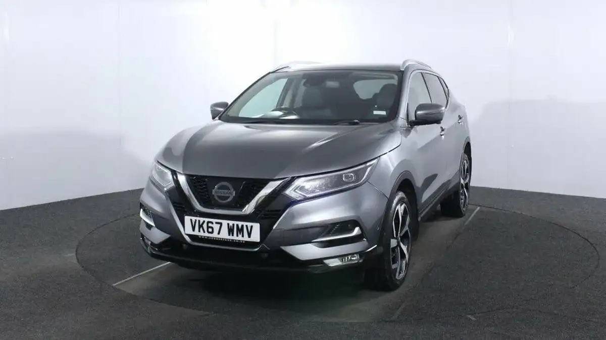 2017-nissan-qashqai-16dci-tekna-4x4-big-2