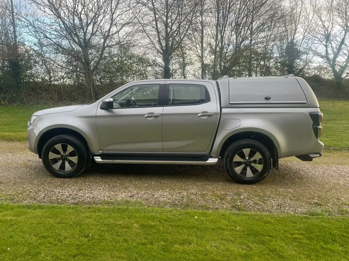 2021-isuzu-d-max-19td-dl40-auto-big-7