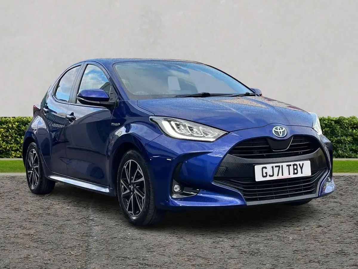 2021-toyota-yaris-15-vvt-i-design-big-0