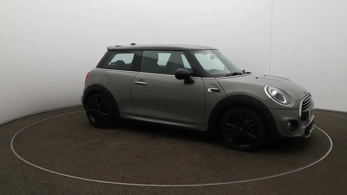 2019-mini-cooper-15-cooper-sport-hatchback-3d-big-37