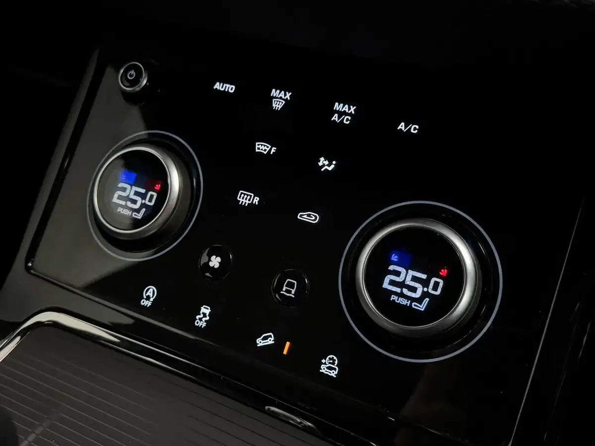 2019-land-rover-range-rover-evoque-20-p250-r-dynamic-s-big-35