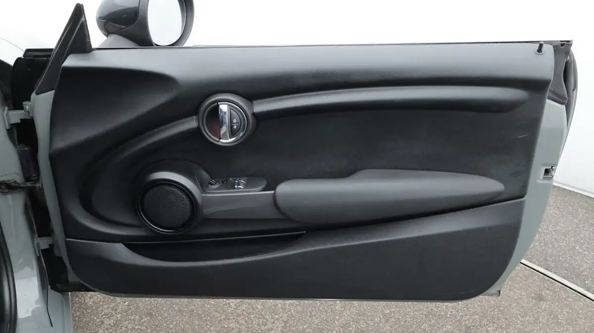 2019-mini-cooper-15-cooper-sport-hatchback-3d-big-15