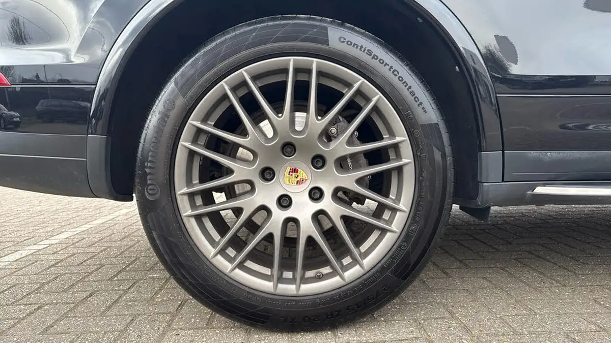 2018-porsche-cayenne-30td-diesel-platinum-edition-big-15