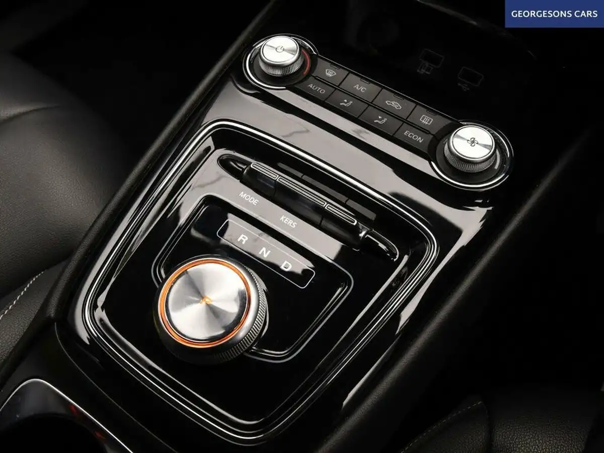 2022-mg-mg5-e-exclusive-ev-long-range-big-15