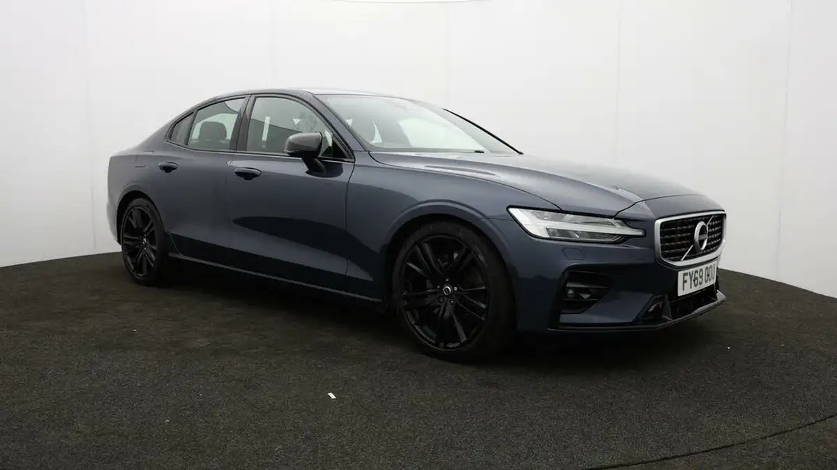 2019-volvo-s60-20-t5-r-design-edition-big-39